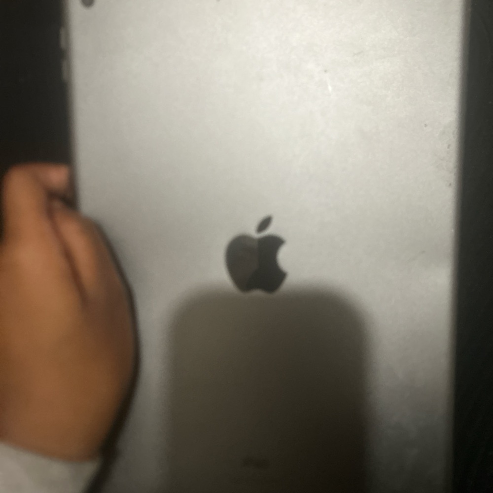 For Sale: iPad 9th Generation (Wi-Fi + Cellular) - Great Condition